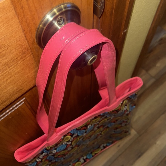 Vera Bradley Happy Snails Frill Tote - Picture 5 of 7